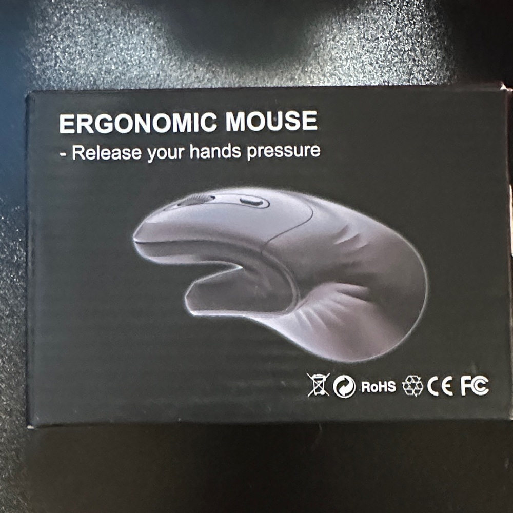 Ergonomic wireless Black Mouse